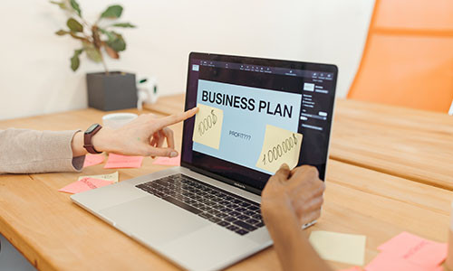 多语言订货+独立站赋能：商淘云S2B2C助力华商英国经销商业绩增长