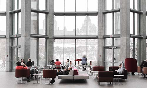 核货宝法国版：中法英三语订货系统重塑华商外贸竞争力